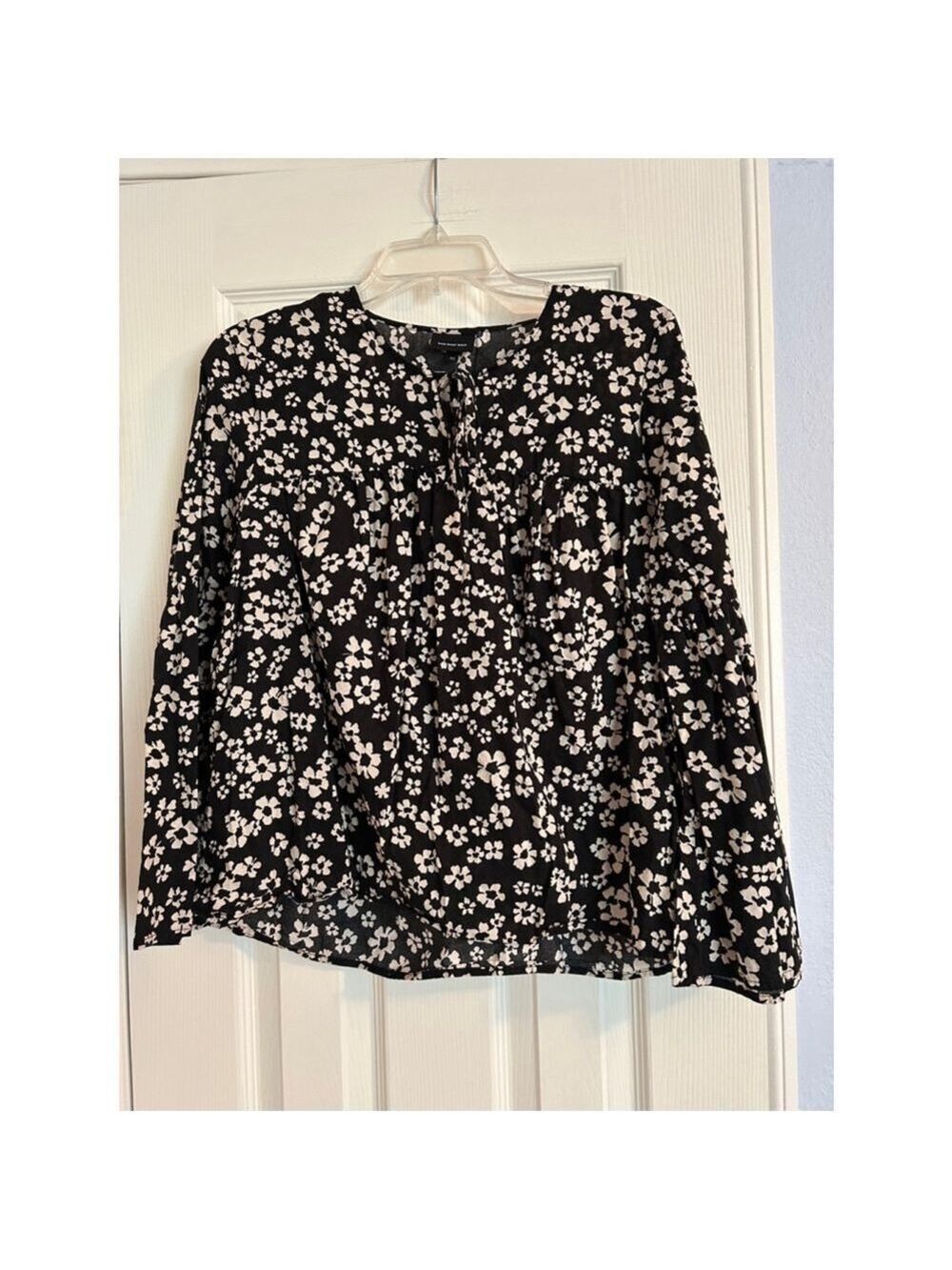 Who What Wear 100% Cotton Blouse Black & White Floral - Size M